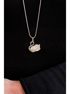 Кулон Лебідь